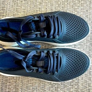 Crocs LiteRide Navy Sneakers